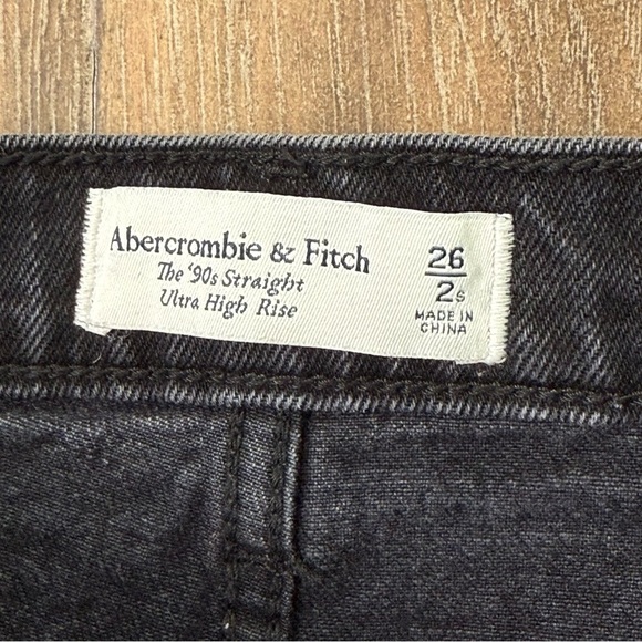 Abercrombie & Fitch The 90s Straight Leg Ultra high Rise Jeans 26 Black - Picture 6 of 12